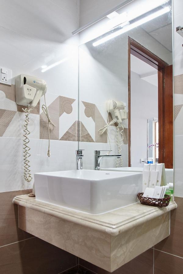 Song Anh 1 Hotel Хошимин Екстериор снимка